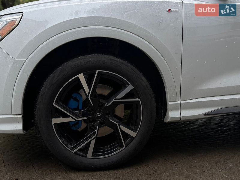 Внедорожник / Кроссовер Audi Q3 2019 в Львове фото 10 Внедорожник / Кроссовер Audi Q3 2019 в Львове