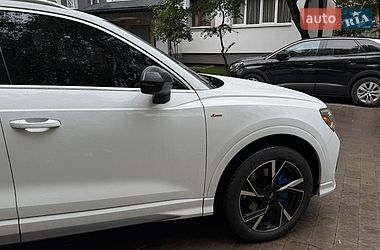 Внедорожник / Кроссовер Audi Q3 2019 в Львове фото 15 Внедорожник / Кроссовер Audi Q3 2019 в Львове