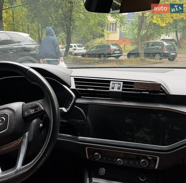 Внедорожник / Кроссовер Audi Q3 2019 в Львове фото 44 Внедорожник / Кроссовер Audi Q3 2019 в Львове