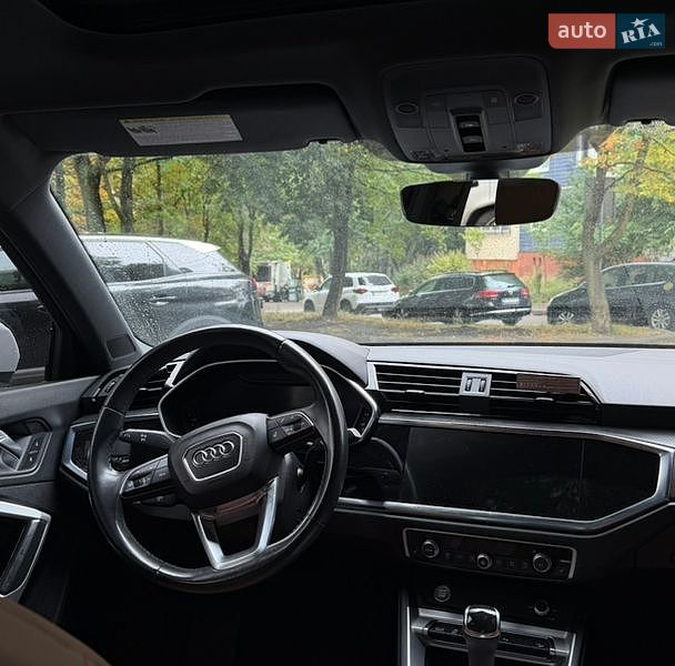 Внедорожник / Кроссовер Audi Q3 2019 в Львове фото 38 Внедорожник / Кроссовер Audi Q3 2019 в Львове