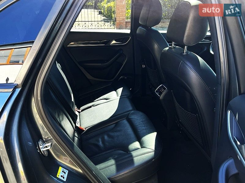 Внедорожник / Кроссовер Audi Q3 2017 в Луцке