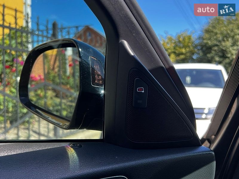 Внедорожник / Кроссовер Audi Q3 2017 в Луцке