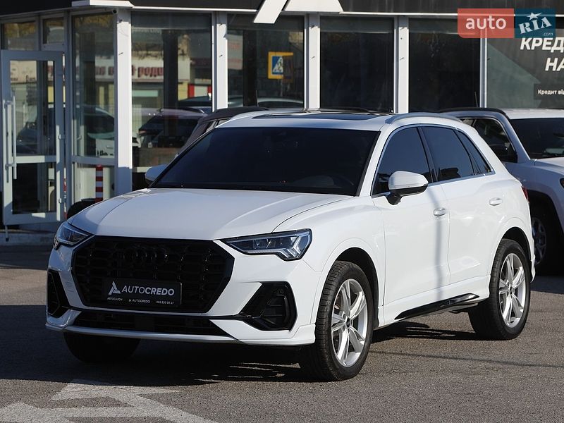 Audi Q3 2021