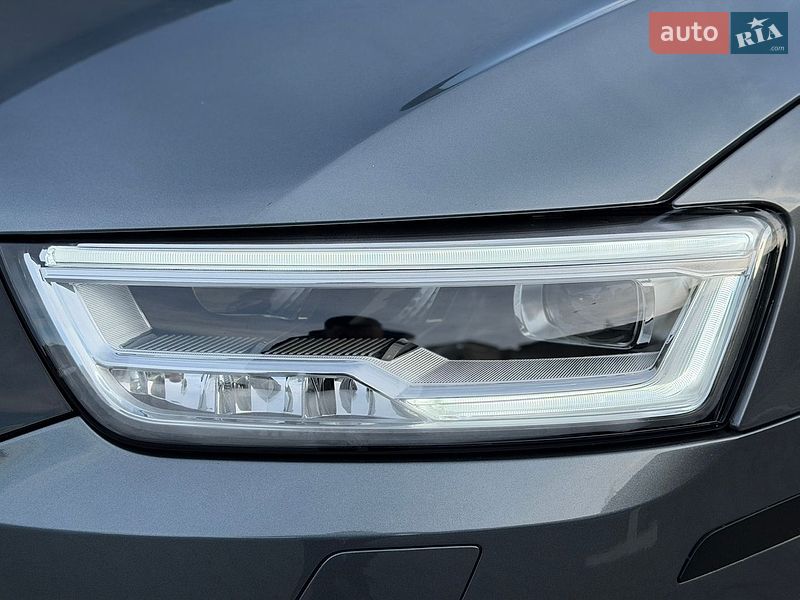 Внедорожник / Кроссовер Audi Q3 2017 в Дубно
