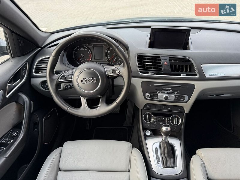 Внедорожник / Кроссовер Audi Q3 2017 в Дубно