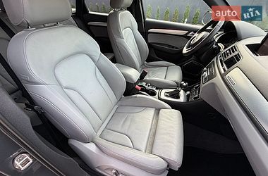 Внедорожник / Кроссовер Audi Q3 2017 в Дубно