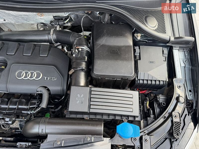 Внедорожник / Кроссовер Audi Q3 2017 в Дубно