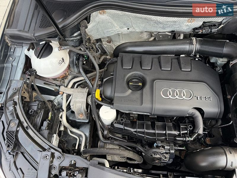 Внедорожник / Кроссовер Audi Q3 2017 в Дубно