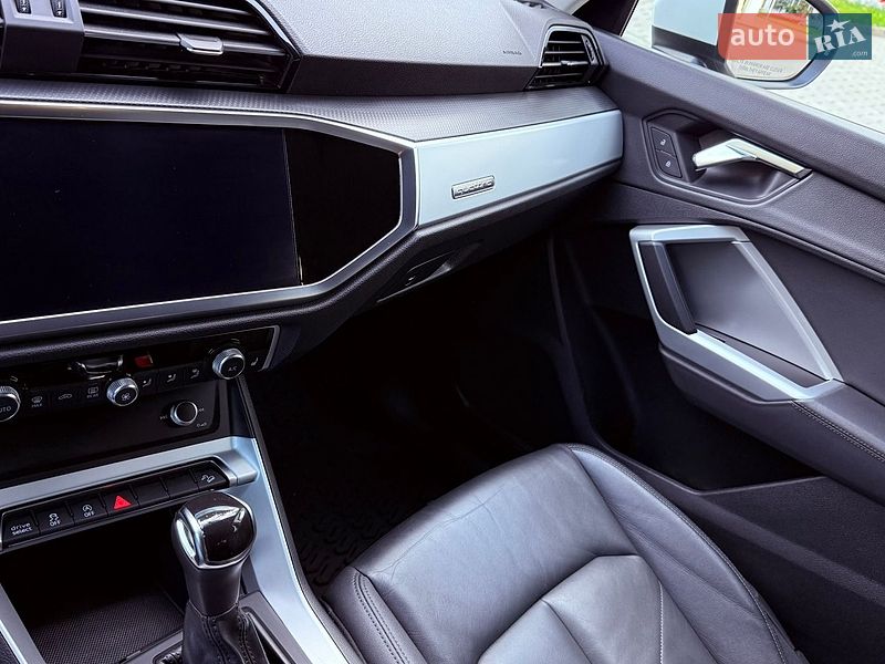 Позашляховик / Кросовер Audi Q3 2019 в Харкові