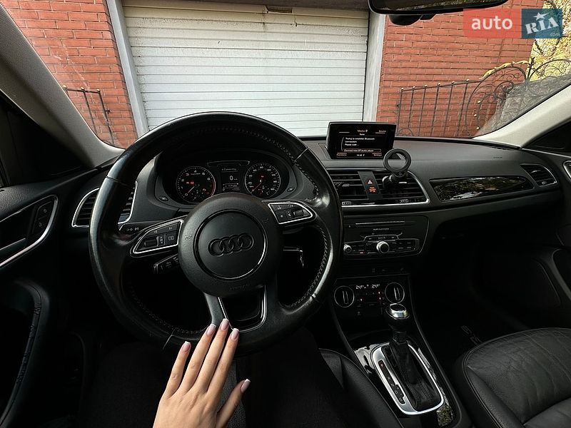 Позашляховик / Кросовер Audi Q3 2017 в Києві