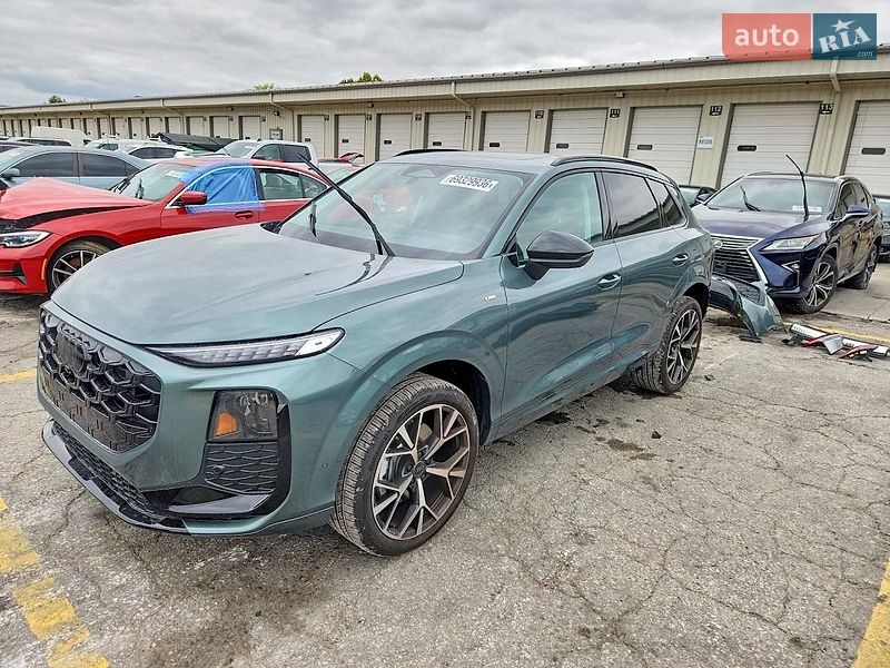 Позашляховик / Кросовер Audi Q3 2026 в Львові