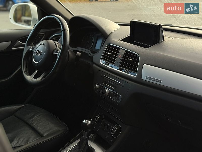 Позашляховик / Кросовер Audi Q3 2017 в Тернополі