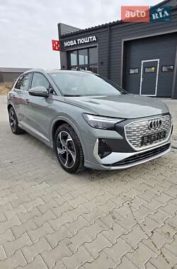 Audi Q4 e-tron  2024