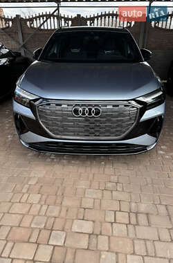 Audi Q4 e-tron  2023