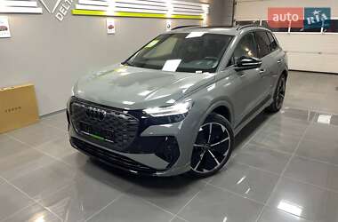 Audi Q4 e-tron  2025