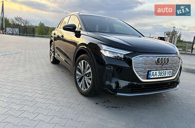 Audi Q4 e-tron  2022