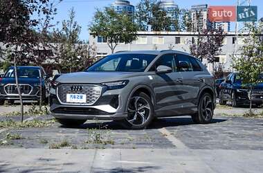 Audi Q4 e-tron  2025