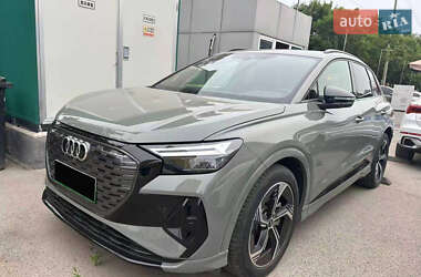 Audi Q4 e-tron 2023