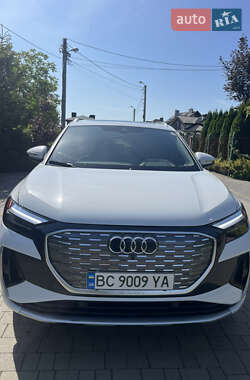 Audi Q4 e-tron  2023