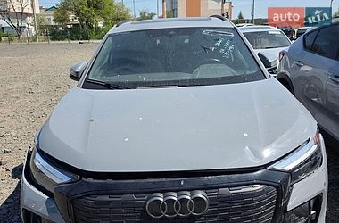 Audi Q4 e-tron  2023