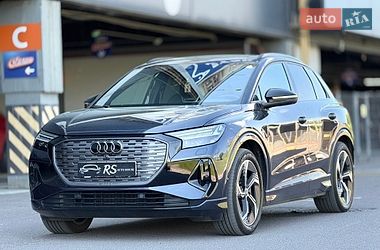 Audi Q4 e-tron  2024