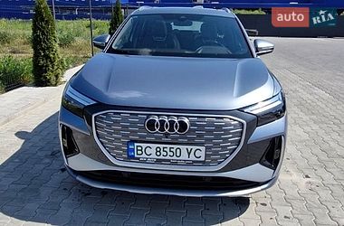 Audi Q4 e-tron  2023