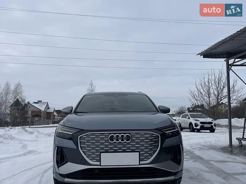 Audi Q4 e-tron 2023