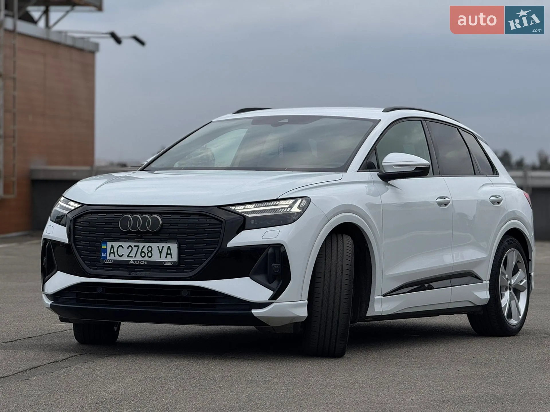 Audi Q4 e-tron 2021 VIN WAUZZZFZ7NP006624 фото оголошення 5 з 5