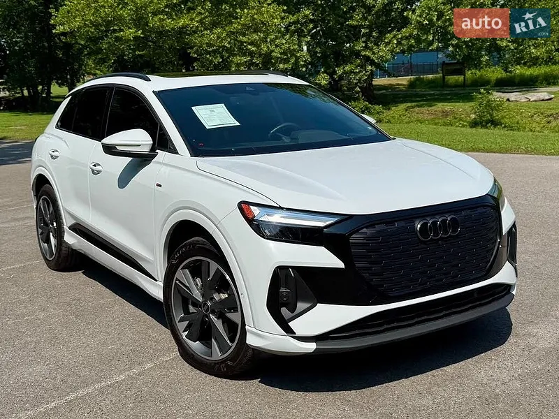 Audi Q4 e-tron 2024