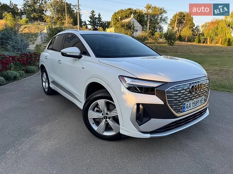 Audi Q4 e-tron 2023
