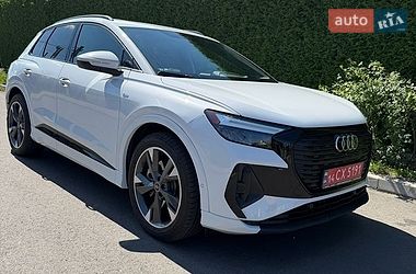 Audi Q4 e-tron  2024