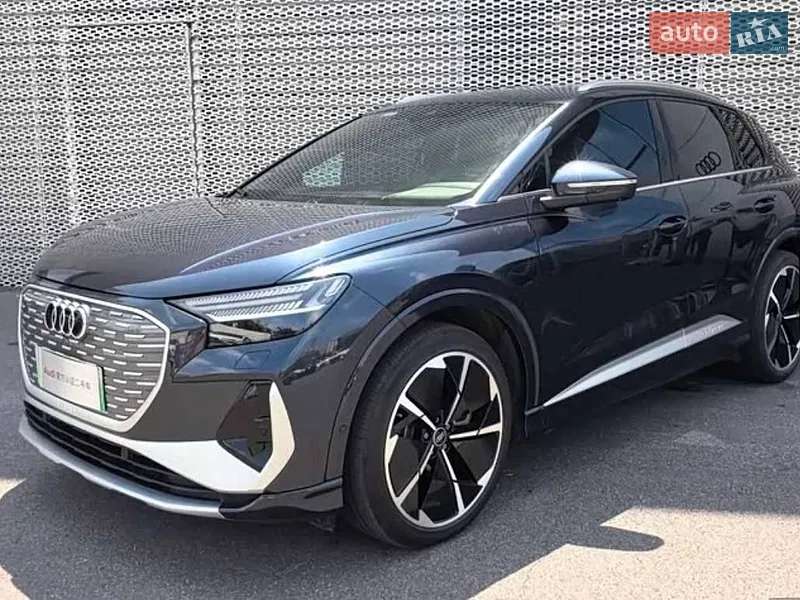 Audi Q4 e-tron 2023
