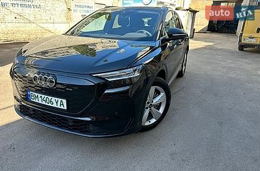 Audi Q4 e-tron  2024
