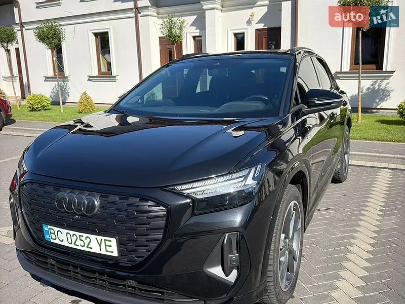 Audi Q4 e-tron 2023