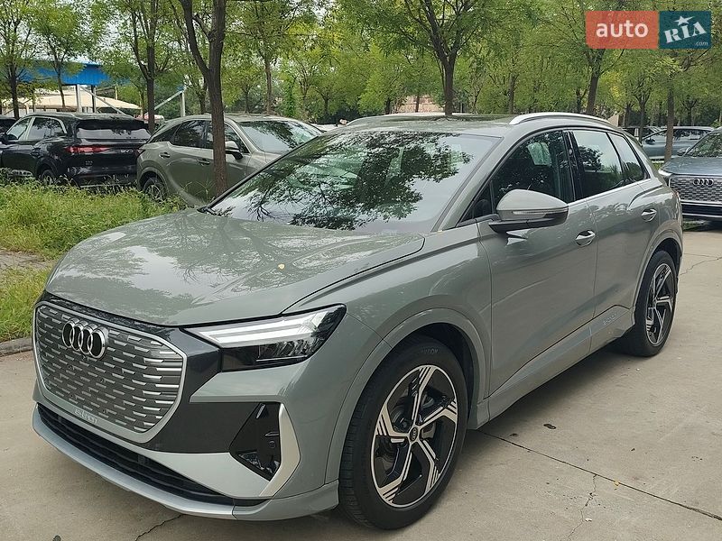 Audi Q4 e-tron 2024
