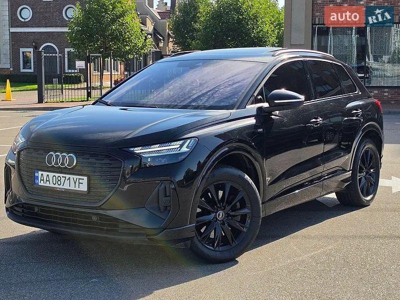 Audi Q4 e-tron 2023