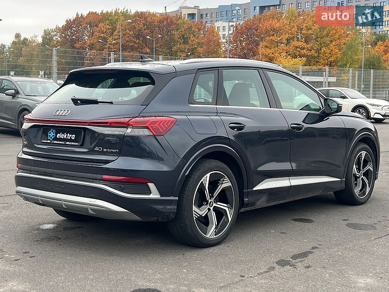 Внедорожник / Кроссовер Audi Q4 e-tron 2024 в Львове