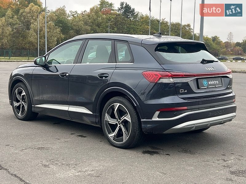Внедорожник / Кроссовер Audi Q4 e-tron 2024 в Львове