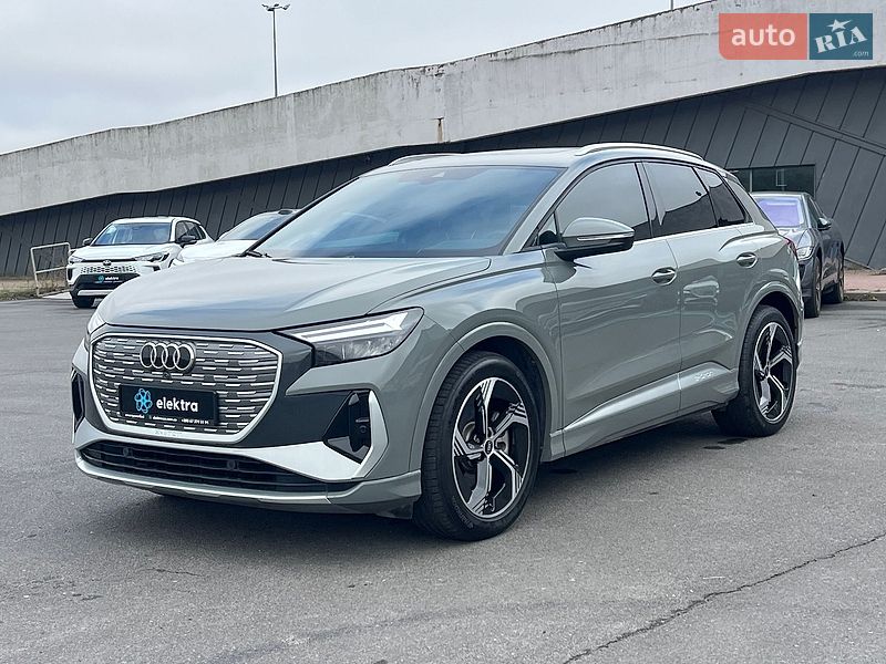 Audi Q4 e-tron 2024
