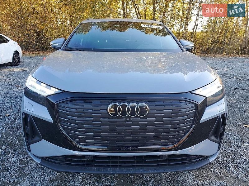 Внедорожник / Кроссовер Audi Q4 e-tron 2023 в Киеве