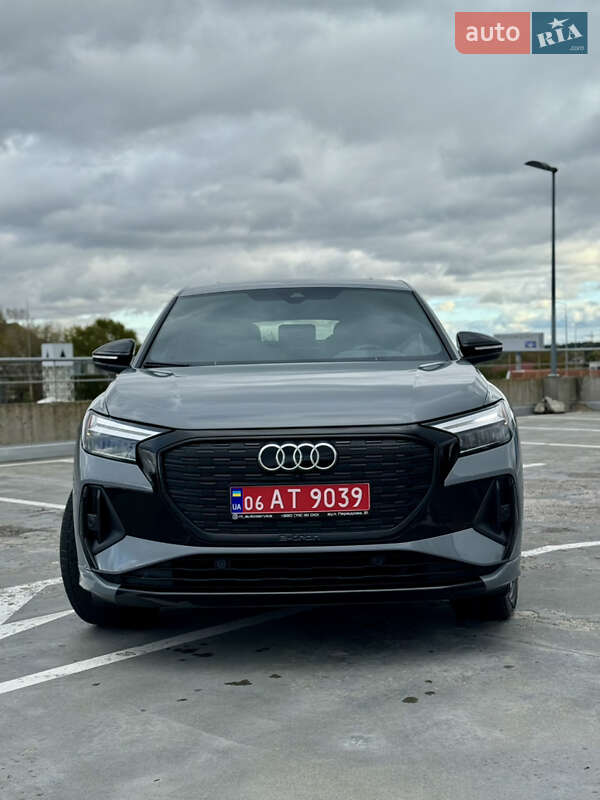 Внедорожник / Кроссовер Audi Q4 Sportback e-tron