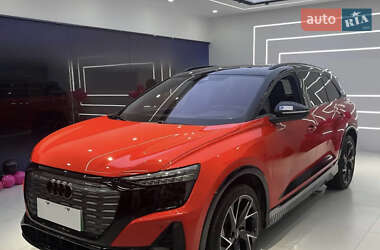Audi Q5 e-tron  2022