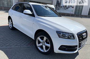 Audi Q5 Quattro  TDI 2011