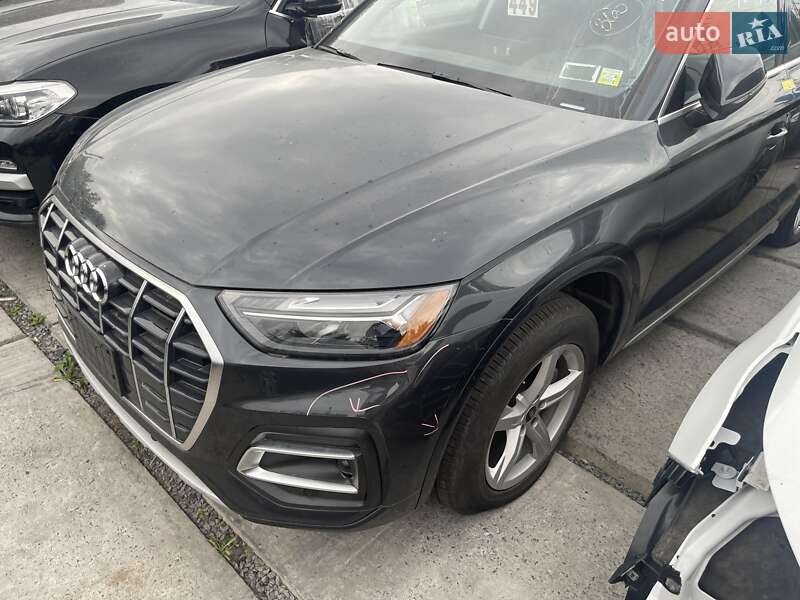 Позашляховик / Кросовер Audi Q5 2021 в Львові