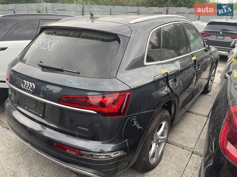 Позашляховик / Кросовер Audi Q5 2021 в Львові
