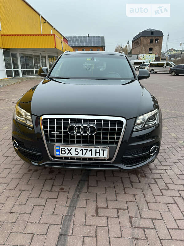 Позашляховик / Кросовер Audi Q5 2012 в Хмельницькому
