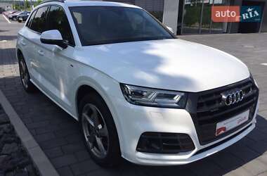 Audi Q5  2018