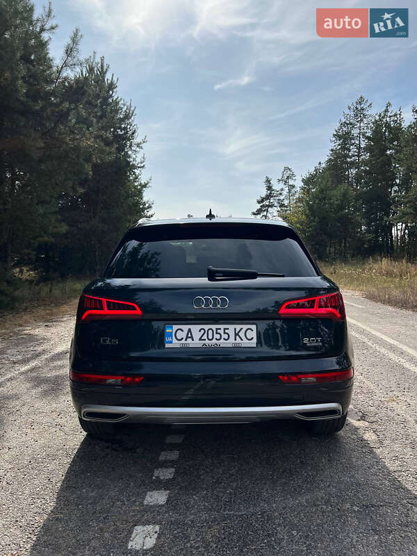 Внедорожник / Кроссовер Audi Q5 2018 в Смеле