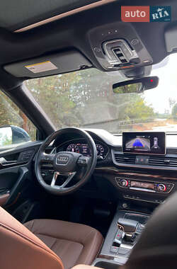 Внедорожник / Кроссовер Audi Q5 2018 в Смеле