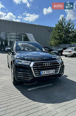 Audi Q5  2018